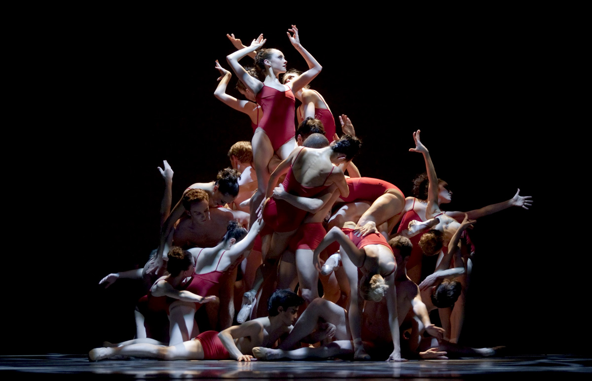 Photo of ballet dancers